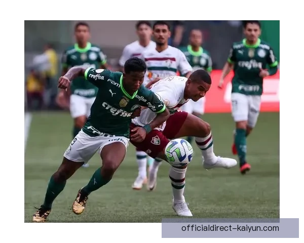 恩德里克前锋表现稳健，未来潜力备受关注。